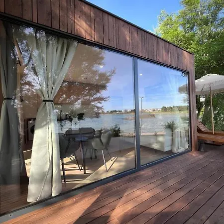度假居 10gardens Mobile No 3 With Sauna And Jacuzzi